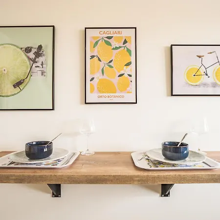 Le Logis De La Paix - Garage - Balcon