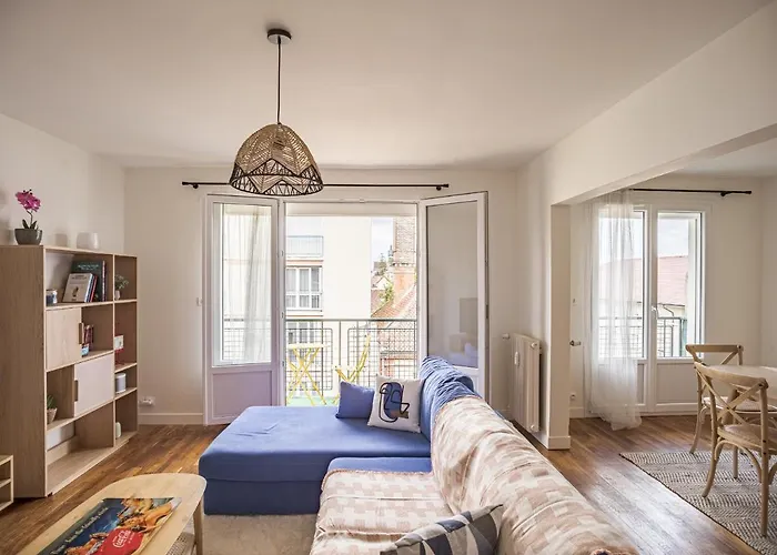 Le Logis De La Paix - Garage - Balcon * Troyes