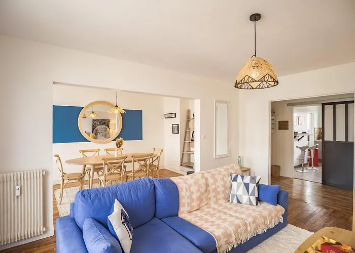 Le Logis De La Paix - Garage - Balcon Troyes