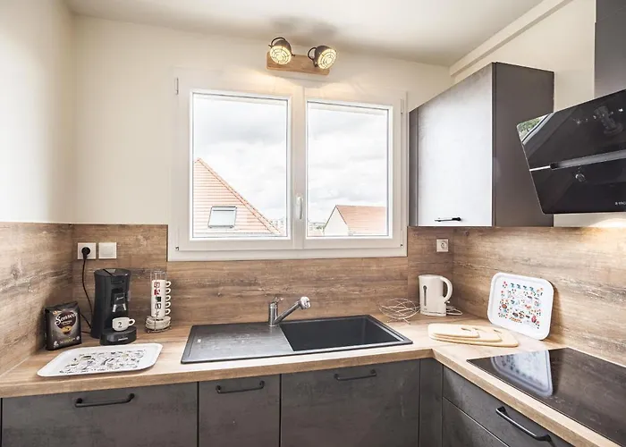 Le Logis De La Paix - Garage - Balcon *